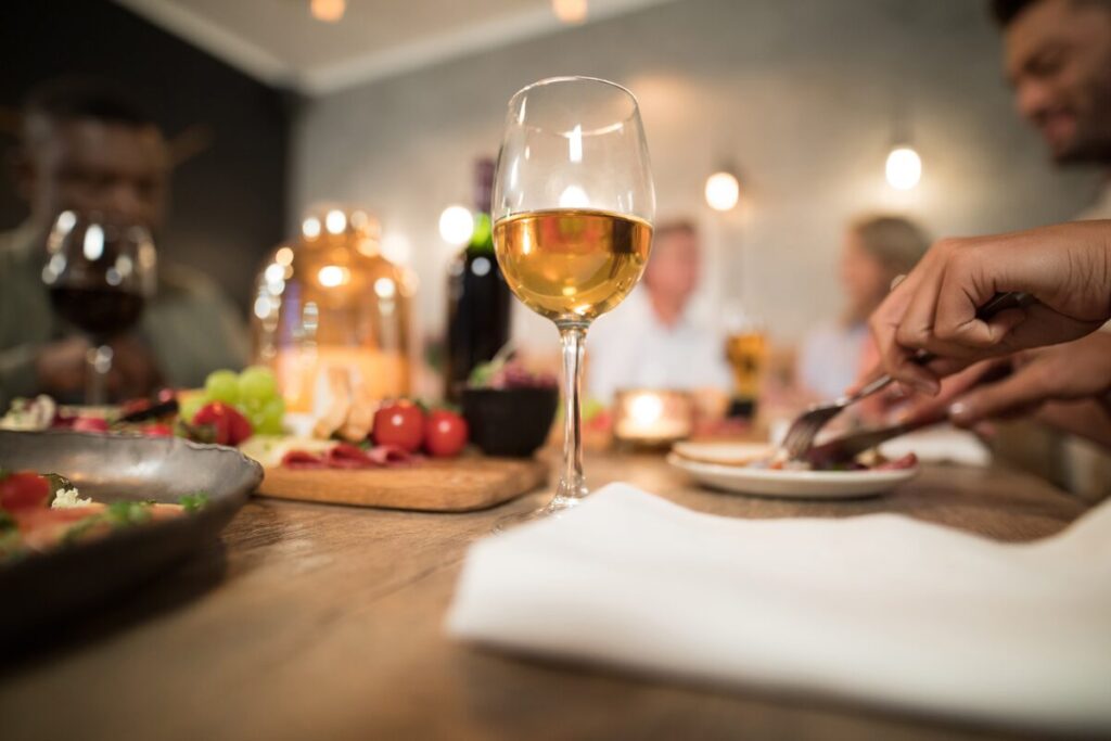 Marina Bay’s Must-Try Eateries: The Ultimate Guide to Dining in Fort Myers’ Coveted Neighborhood